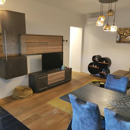 City East Apartment Zagreb With Private Parking Ngoại thất bức ảnh