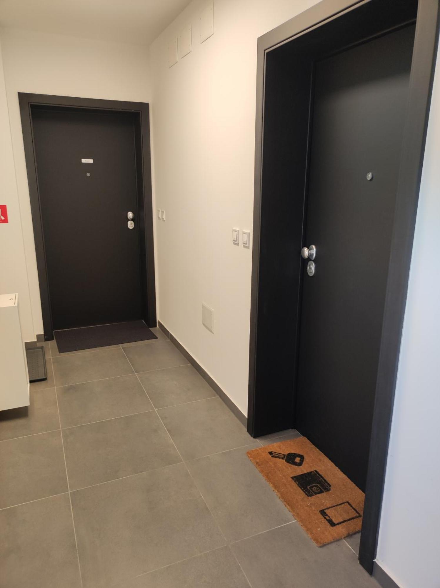 City East Apartment Zagreb With Private Parking Ngoại thất bức ảnh