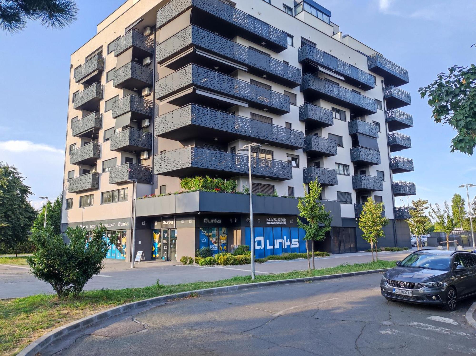 City East Apartment Zagreb With Private Parking Ngoại thất bức ảnh