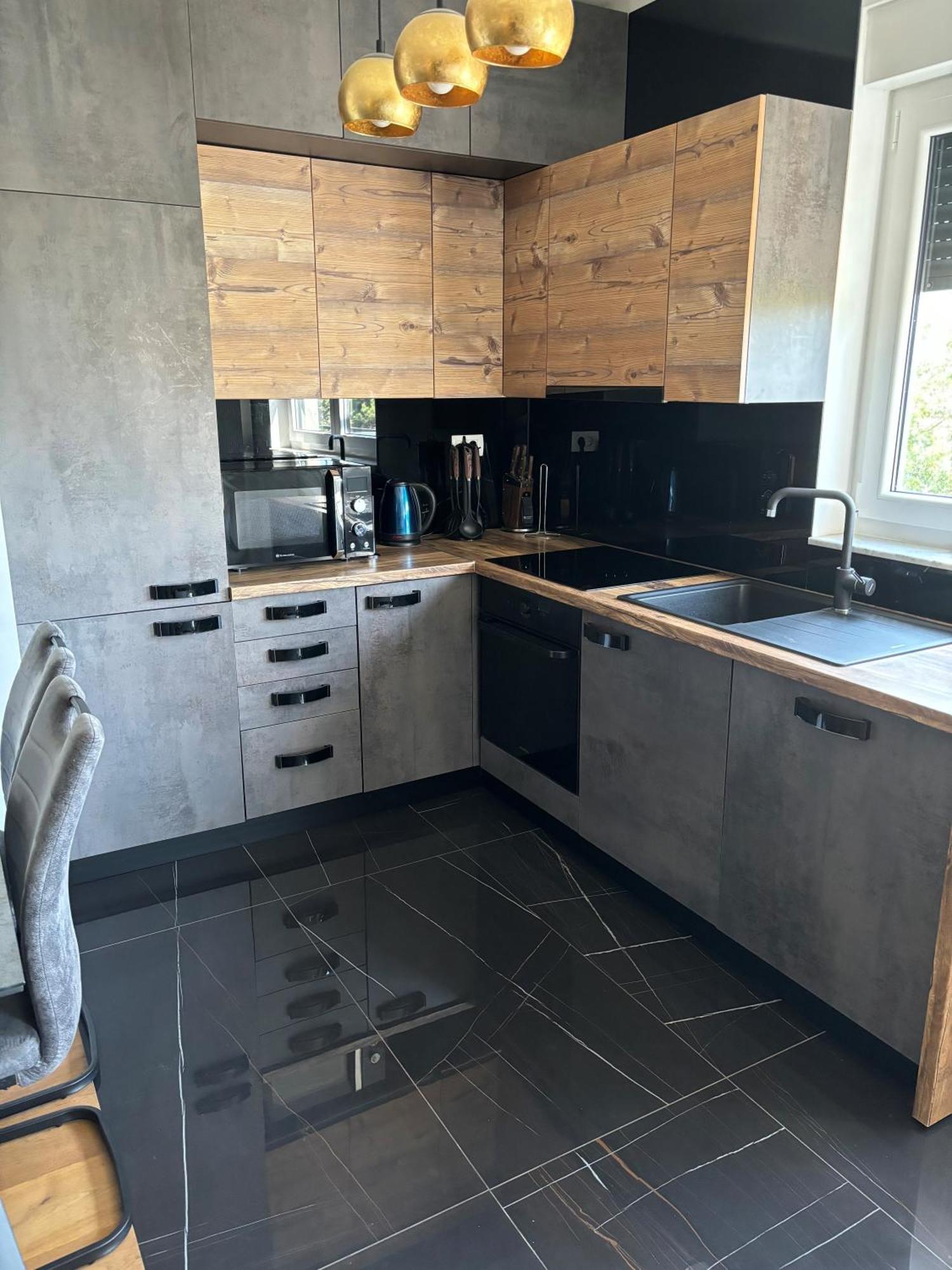 City East Apartment Zagreb With Private Parking Ngoại thất bức ảnh