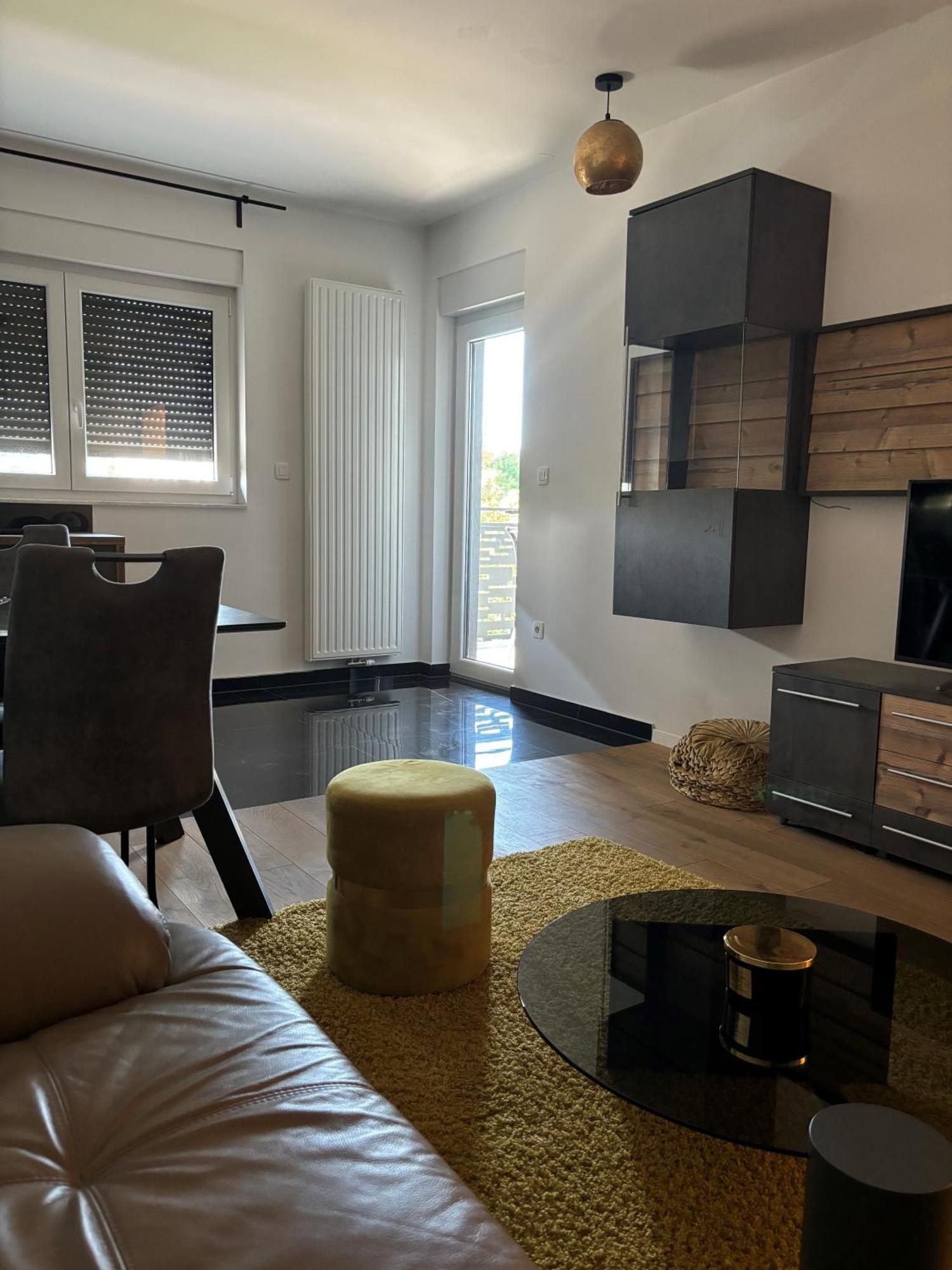 City East Apartment Zagreb With Private Parking Ngoại thất bức ảnh
